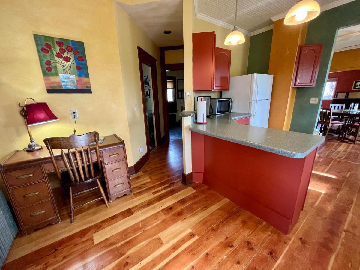 Elderberry Farmhouse At Zenzen Gardens Paonia Εξωτερικό φωτογραφία